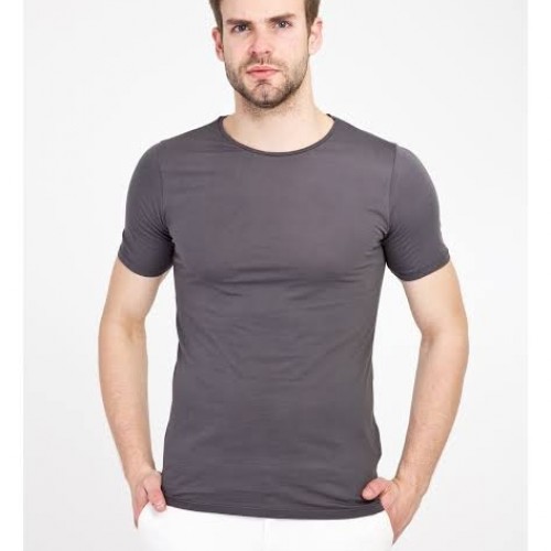 Erkek Slim Fit   %100 Pamuklu T-Shirt